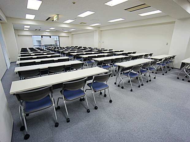 名古屋会議室 ナカトウ丸の内ビル店第1会議室 （61〜100名）